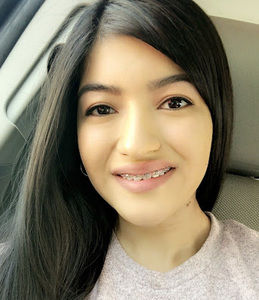 Meet your Posher, Alejandra